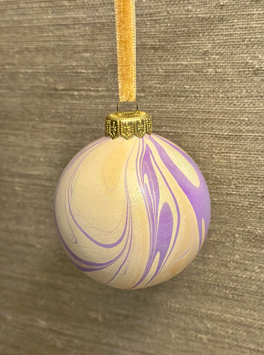 Ceramic bauble