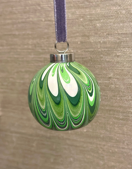 Ceramic bauble